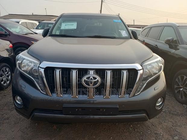 Toyota Land Cruiser Prado 3.0 190hp 2017 Gray