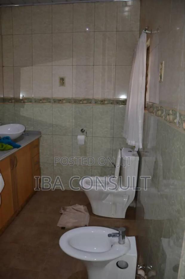 5bdrm House in Tema Metropolitan for sale