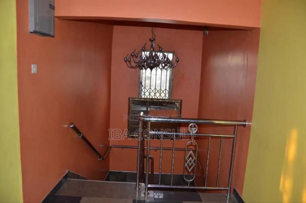 5bdrm House in Tema Metropolitan for sale