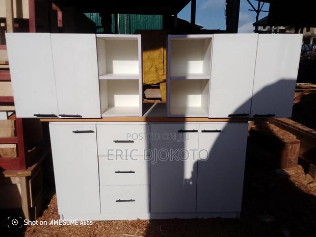 Kitchen Cabinets Laminate · Photo 4