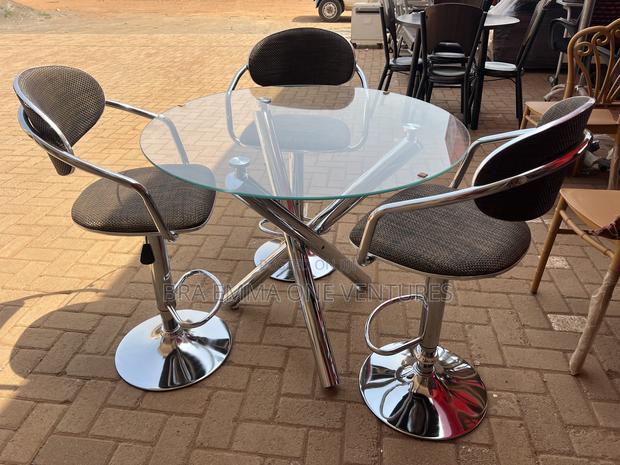 Dining Set · Photo 2
