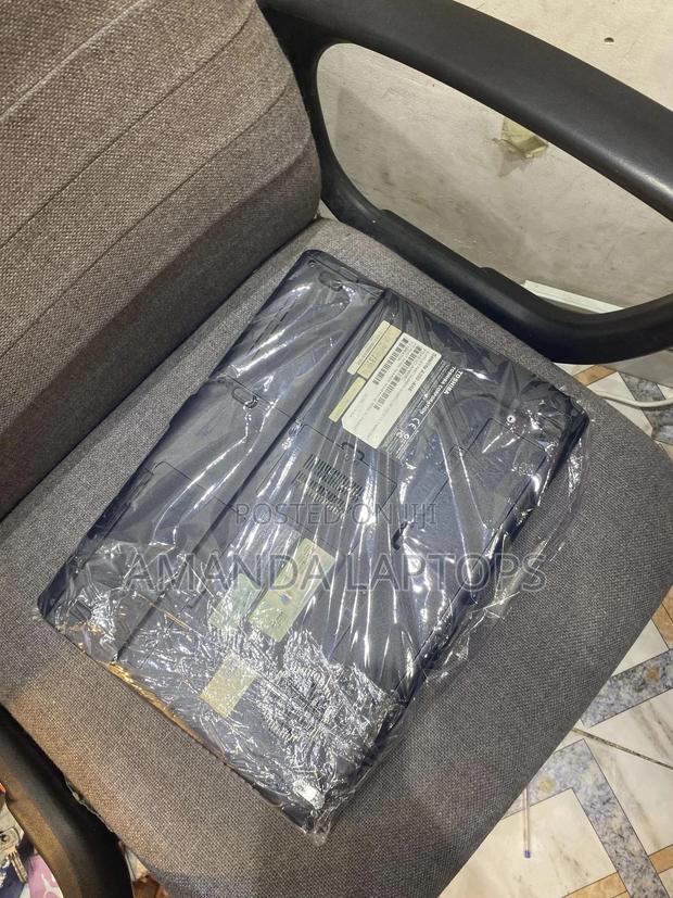 New Laptop Toshiba Satellite A350 4GB Intel Core 2 Duo HDD 16 GB · Photo 4