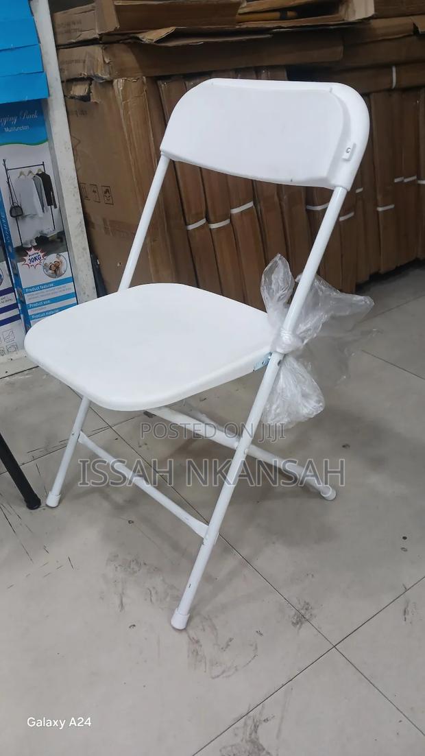 Event Plastic Chair · Photo 3
