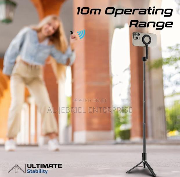 Promate Magstick-Pro Selfie Stick With Magsafe Phone Mount · Photo 4