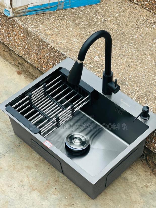 Black Sink Single Bowl_ Pullout Faucet Included · Photo 2