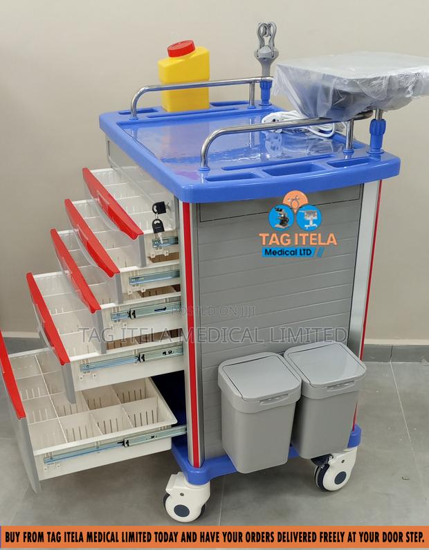 Emergency Medicine Trolley · Photo 4