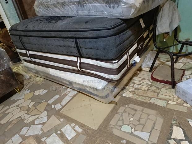Eligible Queens Mattress 80/60 . Free Delivery · Photo 2