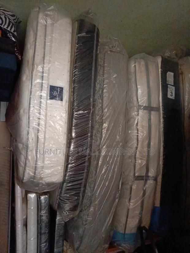 Remarkable 80x60 Queens Mattress. Free Delivery · Photo 2