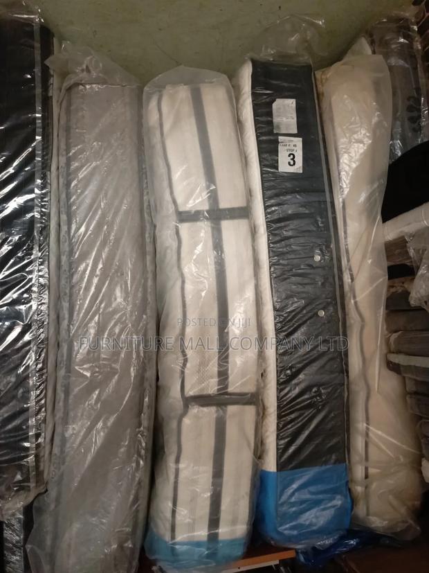 Great Kings Mattress From the Queens Land. Free DLV · Photo 2