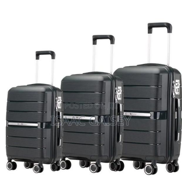 Three Set Extra Quality Anticrake Luggages in Sizes 31"-23" · Photo 3