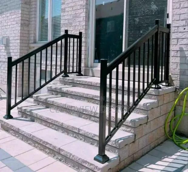Staircase Handrail / Staircase Railings · Photo 2