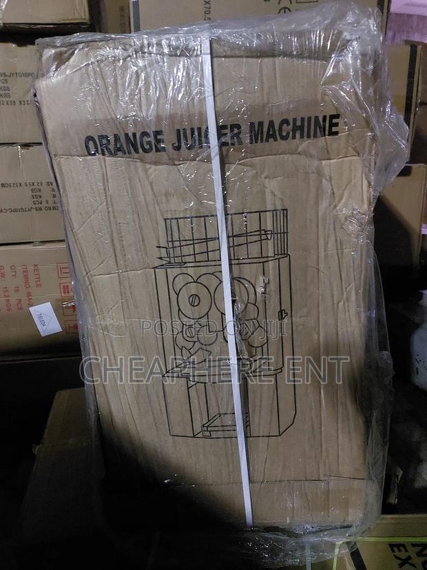 Orange Juicer Commercial · Photo 2
