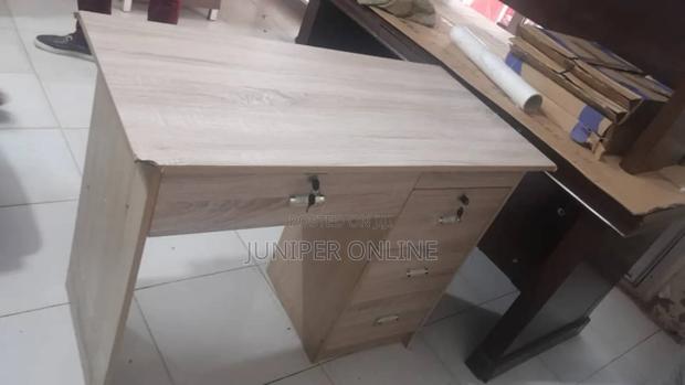 Office Desk / Table ( Affordable) · Photo 2