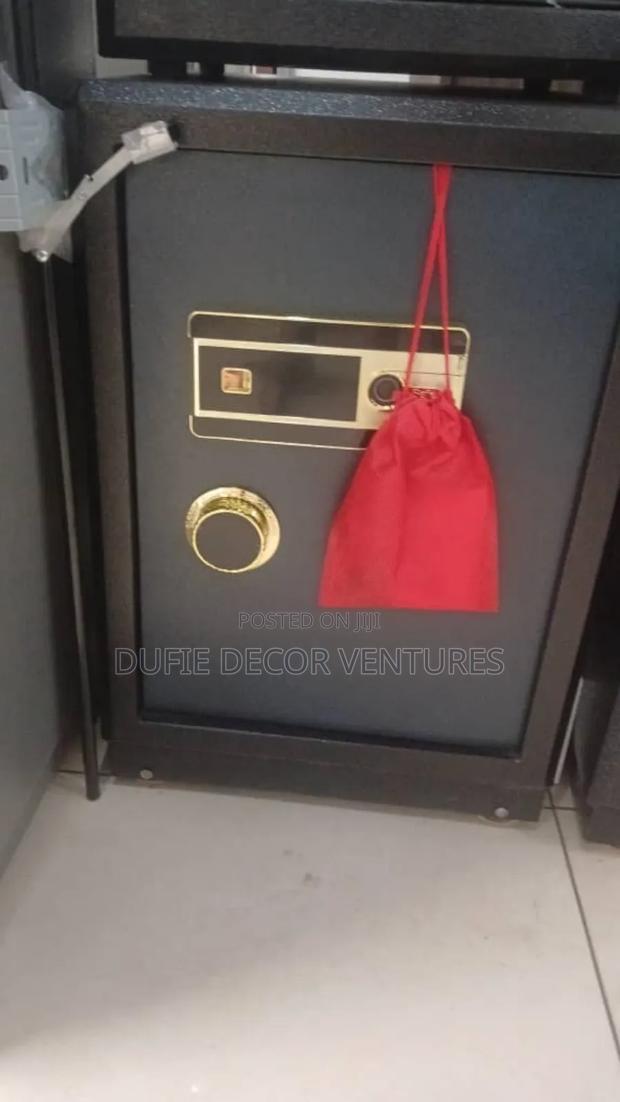 Fire Proof Safe Available for Sale · Photo 1