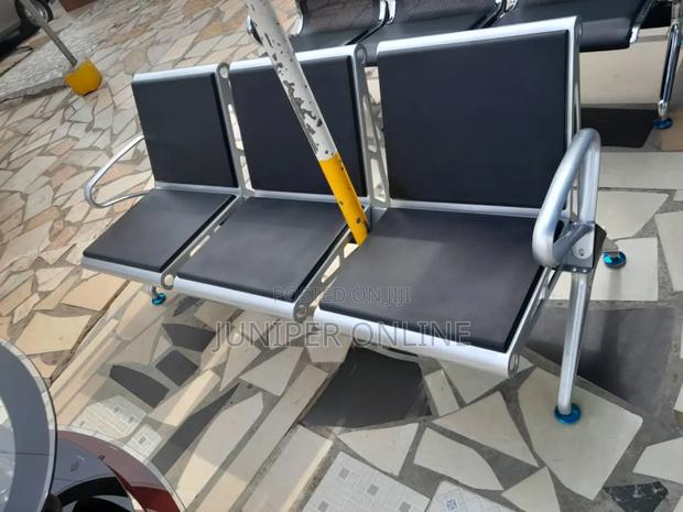 Waiting Chair/ Visitors ( Black) · Photo 2