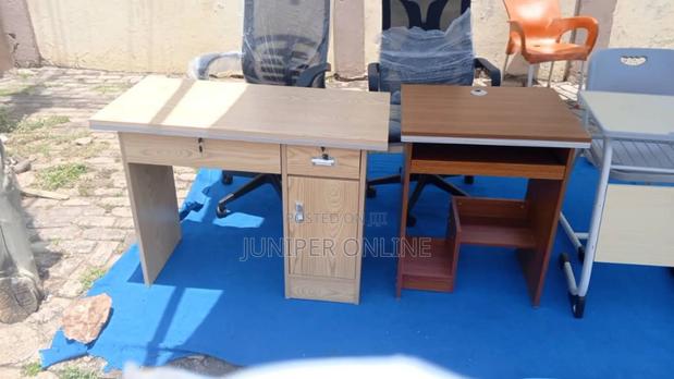 Office Desk ( Simple) · Photo 2