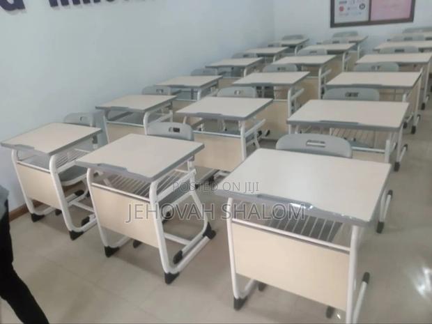 Student Table and Chair Available for Sale · Photo 2