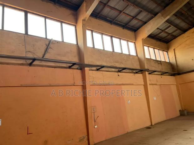 213sqm Warehouse for Rent at Tema C9 · Photo 3