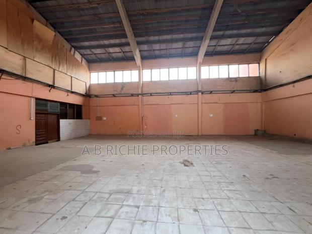 213sqm Warehouse for Rent at Tema C9 · Photo 4