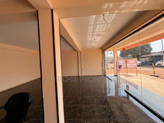 Shop Space for Rent at Tema C9 · Photo 2