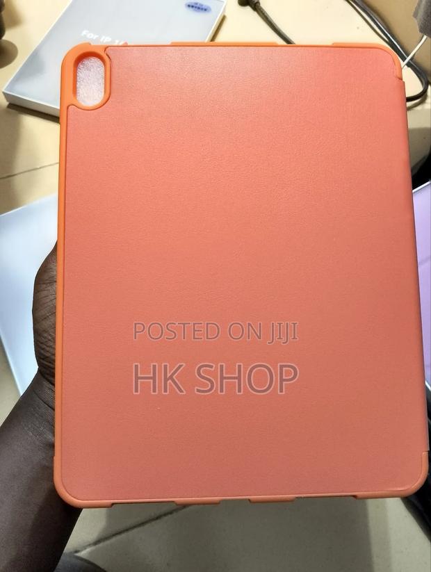 Orange iPad Case for iPad 10th Gen. 10.9" With Pen Space · Photo 4