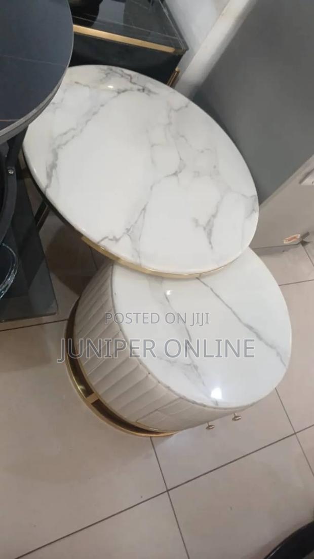 Mabole Center Table · Photo 2