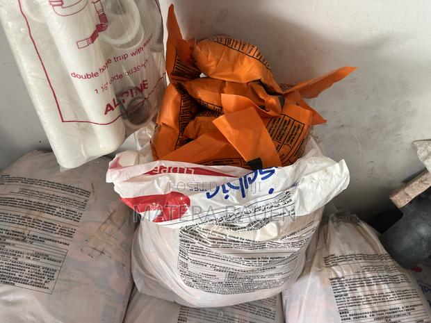 Waterproof Cement 1kg Bag photo 3