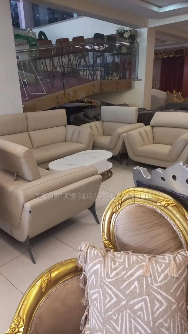 Elegant Luxury Set Available as Seen . Free Delivery · Photo 2