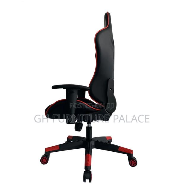 Gaming Chair · Photo 2