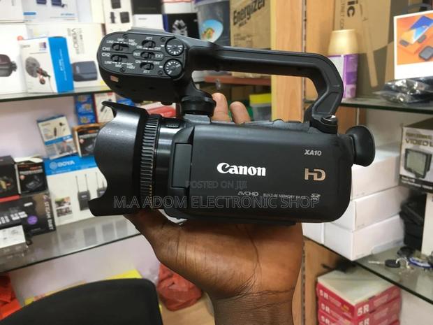 Canon XA10 Camcorder: Elevate Your Visual Storytelling · Photo 2