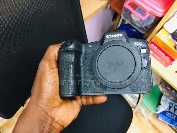 Canon EOS R Full Frame Camera: Your Vision, Sharpened · Photo 2