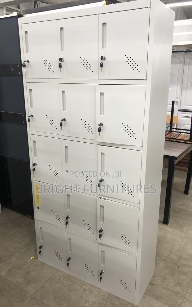 Office Cabinet With 15 Lockers · Photo 3