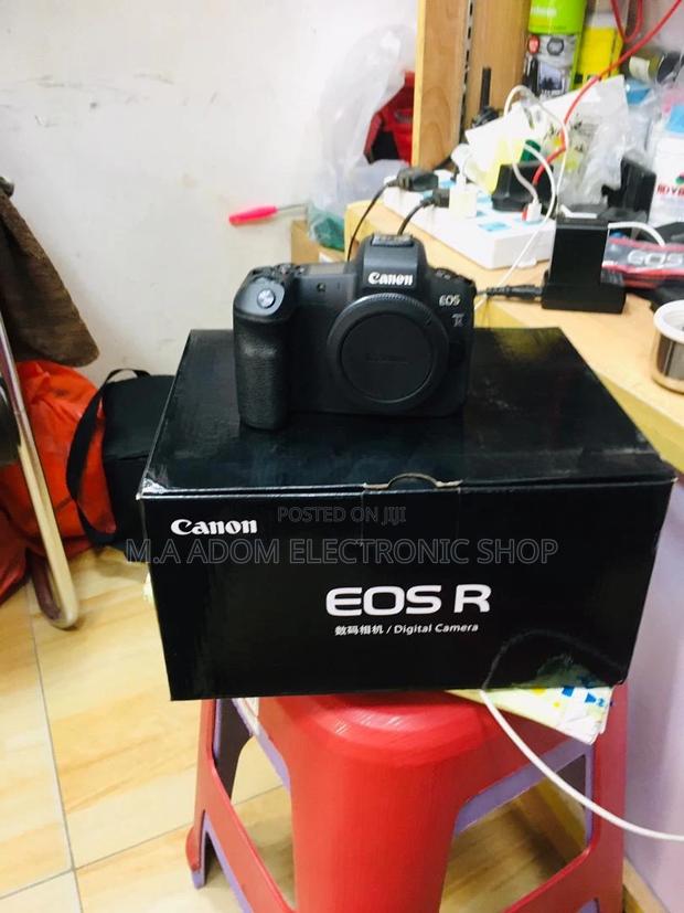 Canon EOS R Digital Camera: Full-Frame Power Unleashed · Photo 2