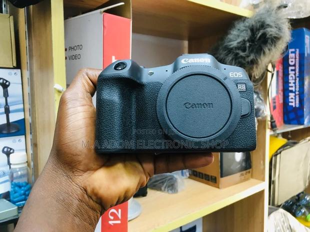 Canon EOS R8 Digital Camera: Full-Frame Power, Travel Ready. · Photo 2
