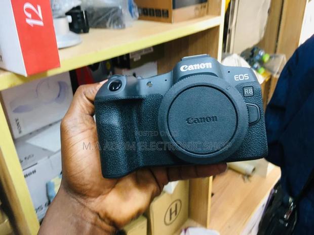 Canon EOS R8: Full-Frame Power, Perfectly Portable. · Photo 2