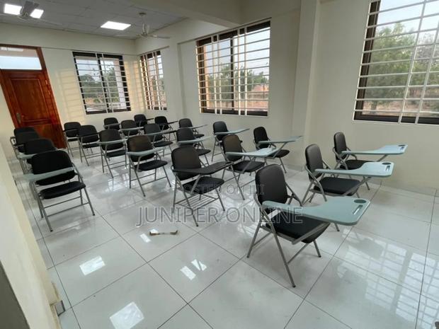 School Study Chair Accurate Phair · Photo 2