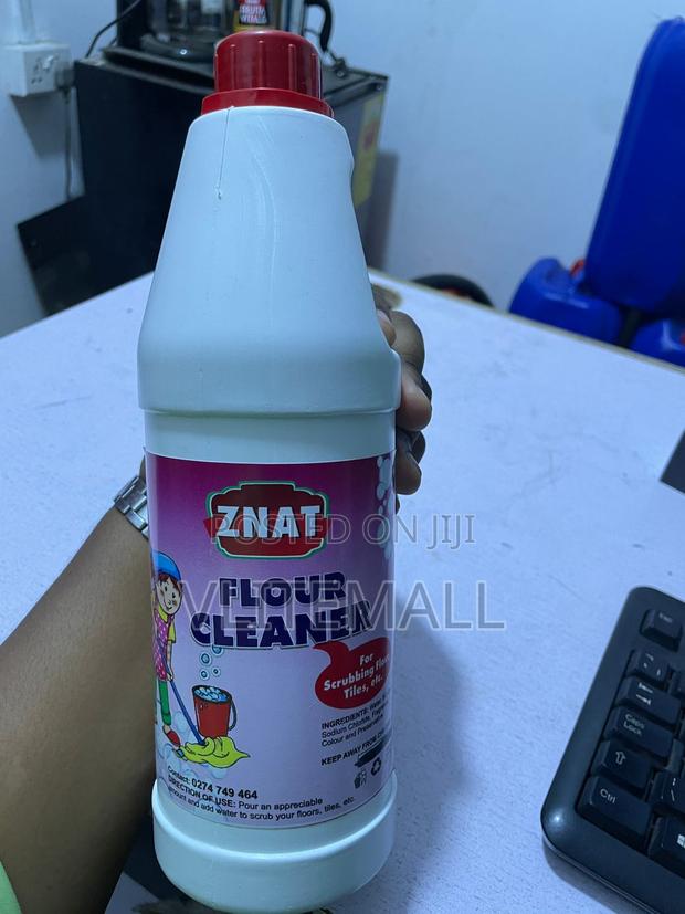 ZNAT Floor Cleaner · Photo 3