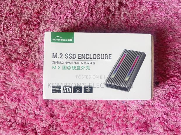 RGB Metallic M.2, Sata Enclosure