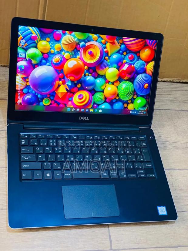 Laptop Dell Vostro 13 5370 8GB Intel Core I5 SSD 256GB · Photo 4