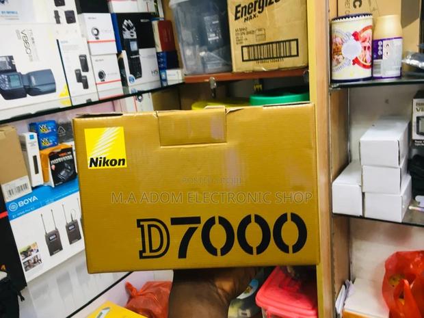 Nikon D7000 DSLR Camera · Photo 2