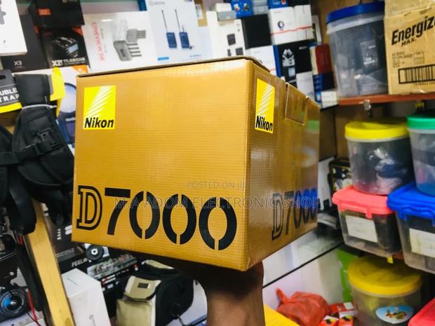 Nikon D7000 DSLR Your Creative Journey Begins · Photo 2