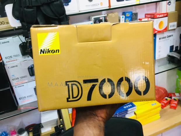 Nikon D7000 DSLR Experience the Power of Photography · Photo 2
