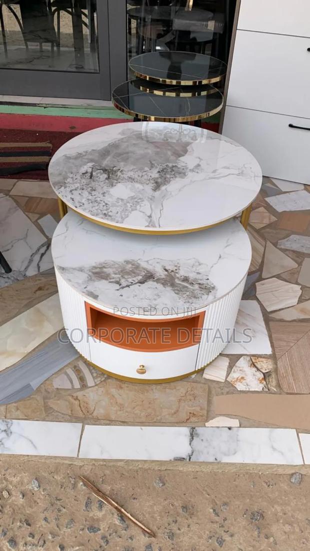 Center Tables · Photo 1