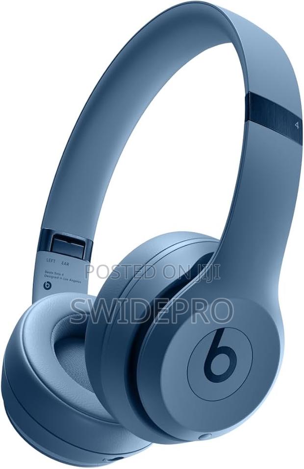 Beats Solo 4 Headset · Photo 3