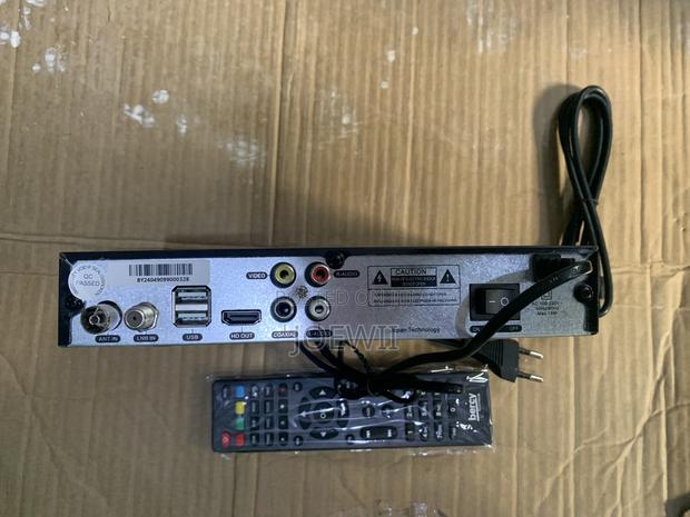 DVB S2 + T2 + C Combo Wit Remote photo 3