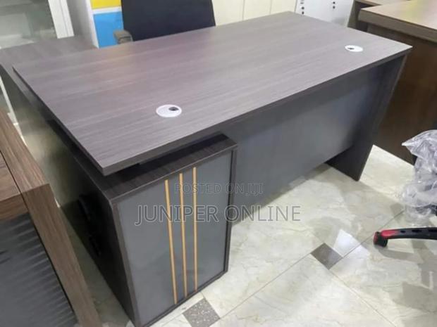Executive Office Desk Table Beautiful · Photo 2