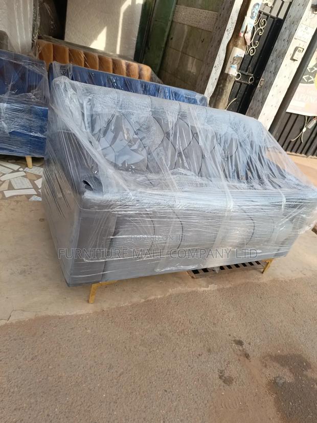 Sweet Gray 2in1 Sofa With Golden Metal Legs. Free Delivery · Photo 2