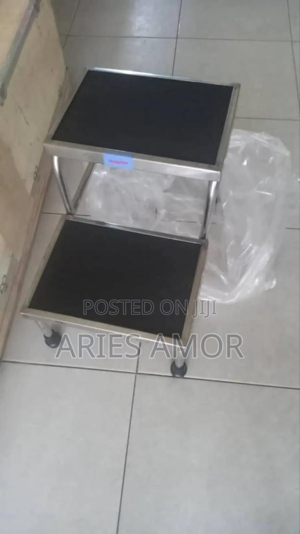 Stepping Stool Double · Photo 1