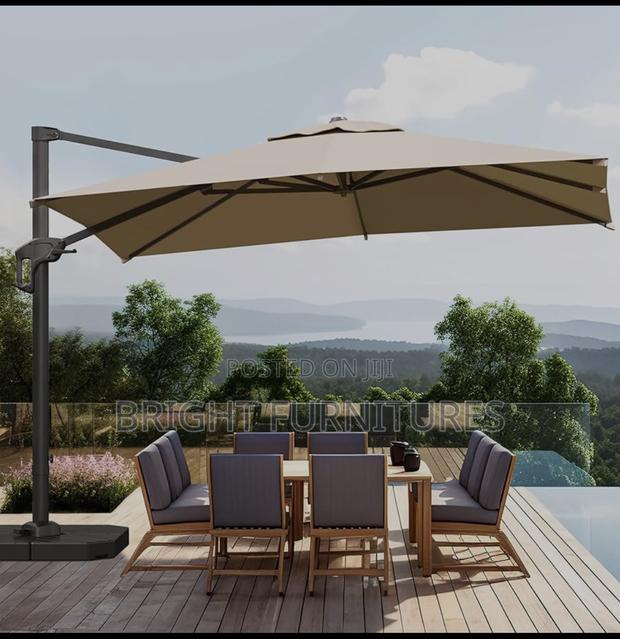 Rotational Patio Canopy · Photo 4