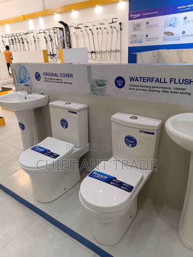 Toilet Seat / Wc 100 · Photo 2